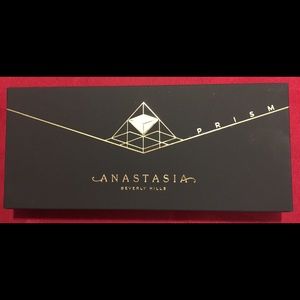 Anastasia Beverly Hills Prism Eye Shadow Palette